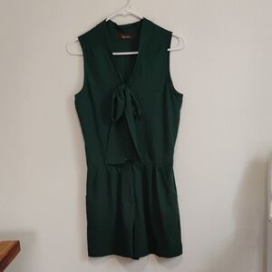 Staccato | Emerald Green Sleeveless Romper with Tie-Front + Pockets | S | NWOT